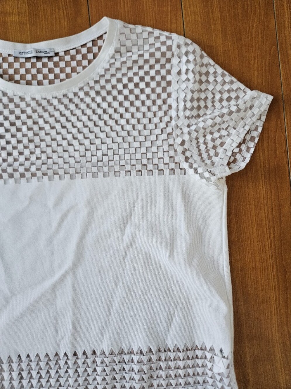 NEVER WORN Zara White Short Sleeve Top with Geometric Mesh Panels Sz Medium M - Picture 7 of 10